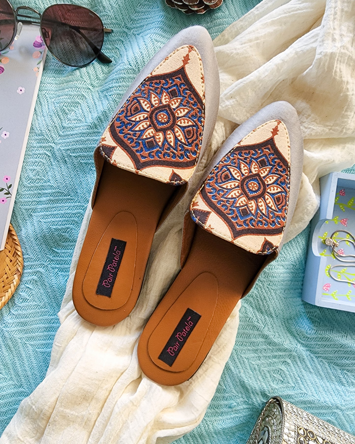 Daisy Daydream Slip Ons