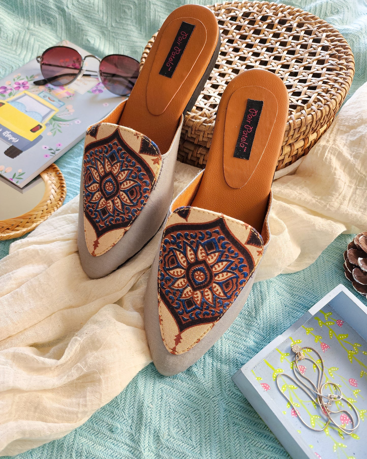 Daisy Daydream Slip Ons