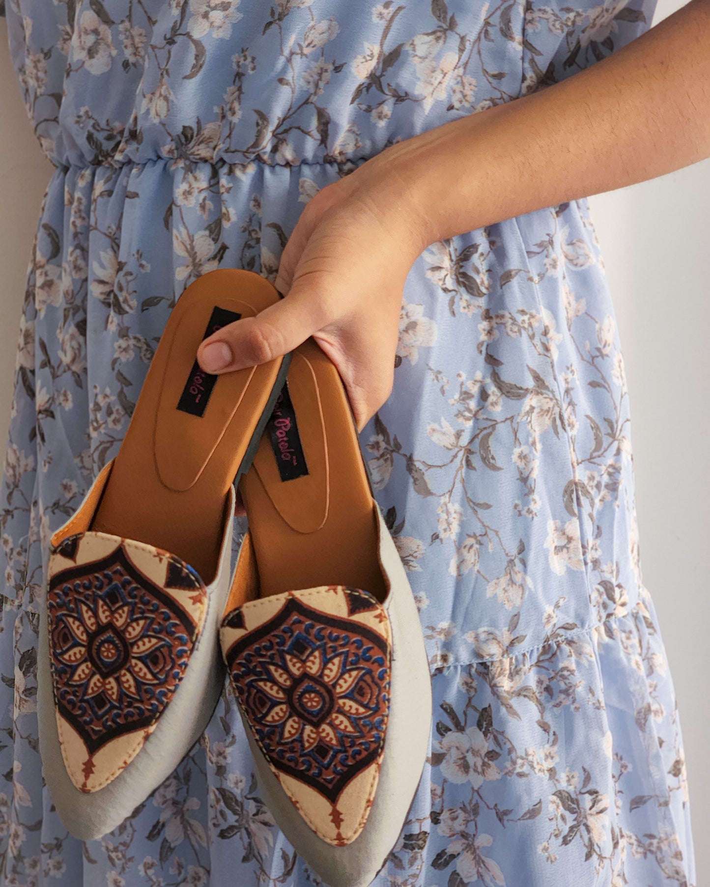 Daisy Daydream Slip Ons