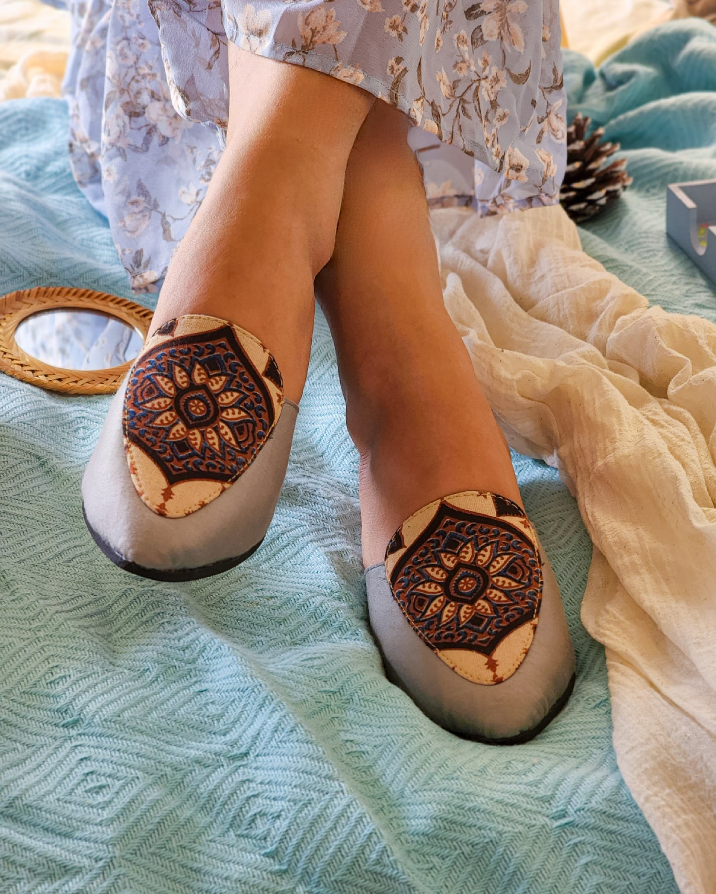 Daisy Daydream Slip Ons