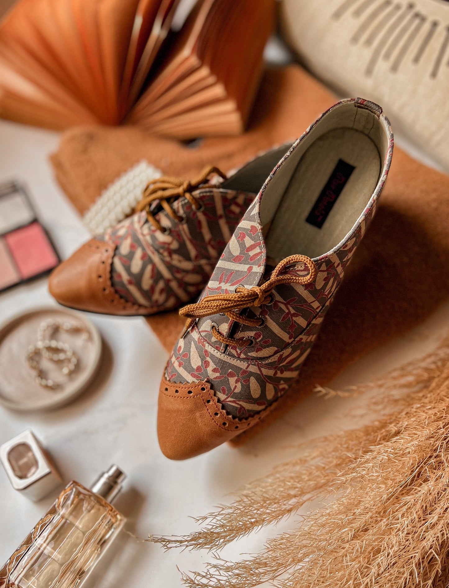 Rustic Vines Oxfords Shoes