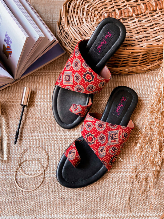 Contemporary cut Ethnic Flats