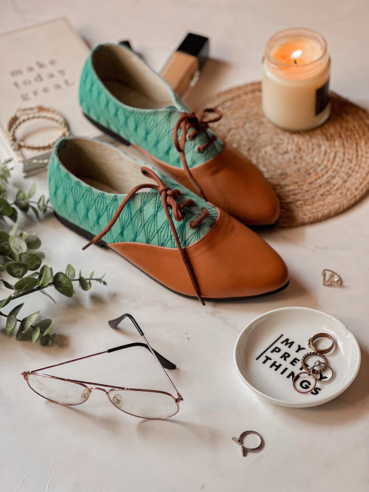 Sapphire Strings Oxfords Shoes